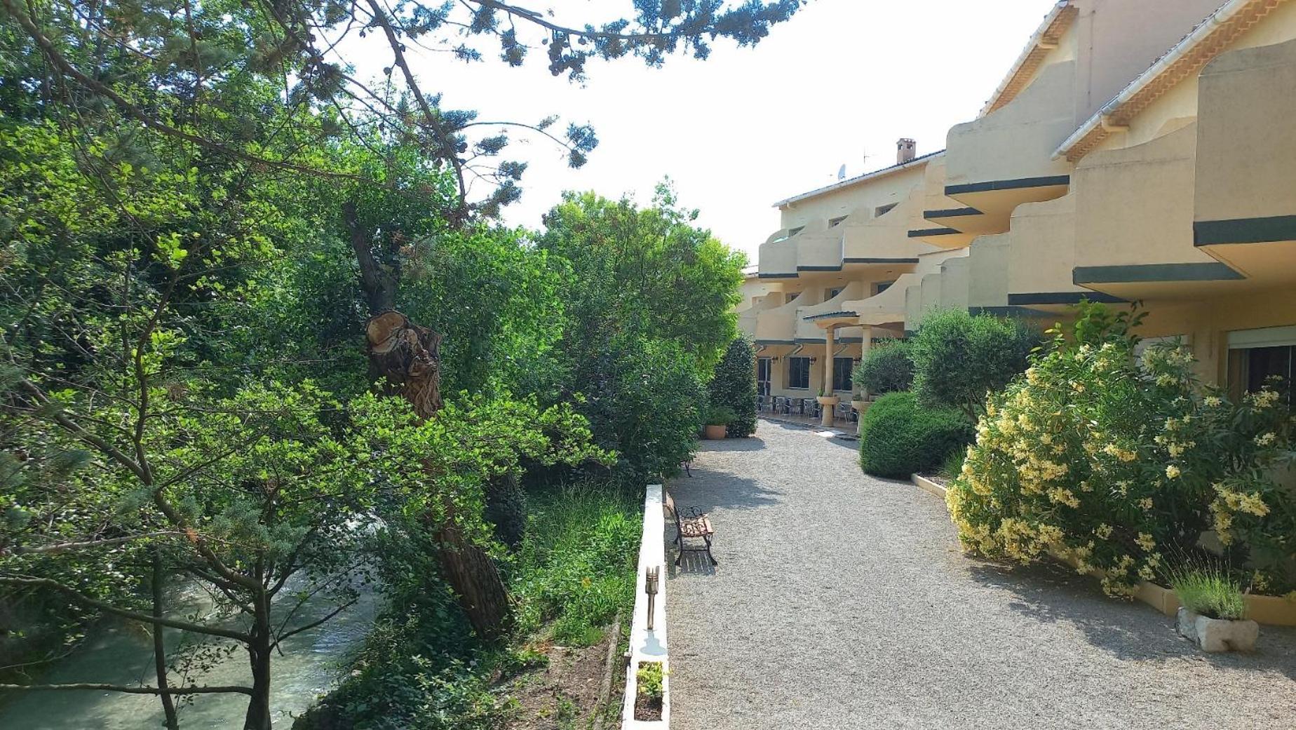 Hotel Sous L'Olivier بوي ليه باروني المظهر الخارجي الصورة